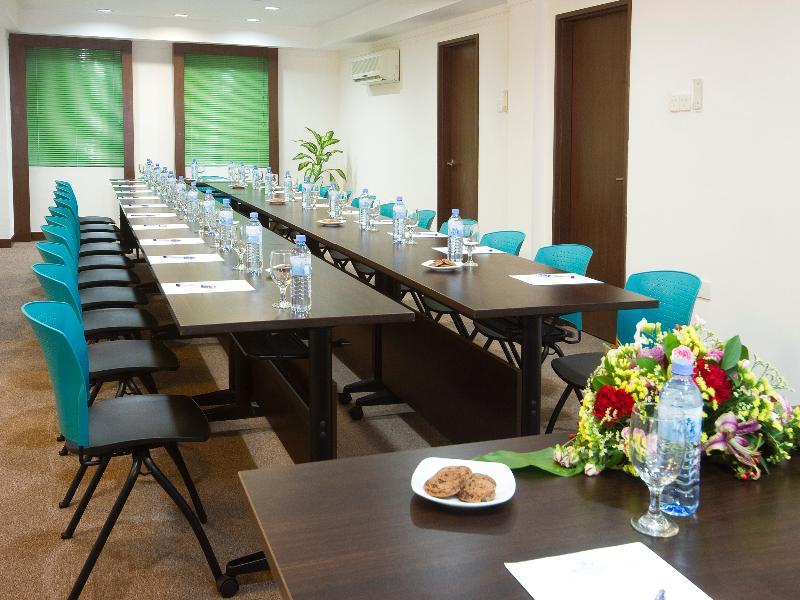 Mookai Suites Malé Exteriör bild