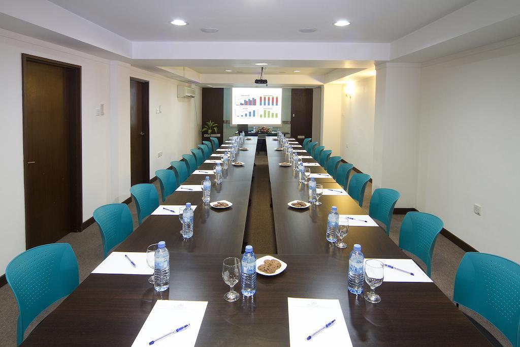 Mookai Suites Malé Exteriör bild